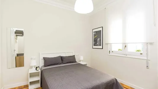 Rooms in Madrid Chamberí - photo 3