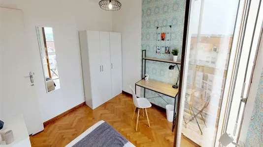 Rooms in Lyon - photo 2