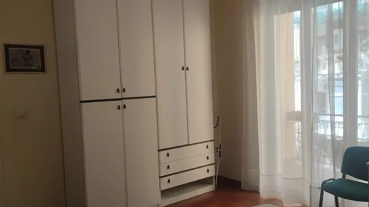 Rooms in Napoli Municipalità 5 - photo 4