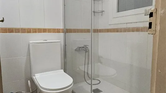 Rooms in Barcelona Eixample - photo 7