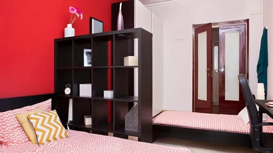 Rooms in Milano Zona 8 - Fiera, Gallaratese, Quarto Oggiaro - photo 7