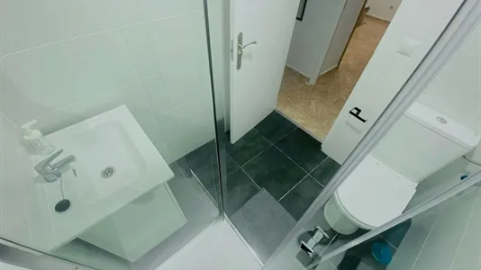 Rooms in Madrid Puente de Vallecas - photo 7