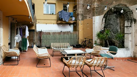 Rooms in Barcelona Ciutat Vella - photo 7