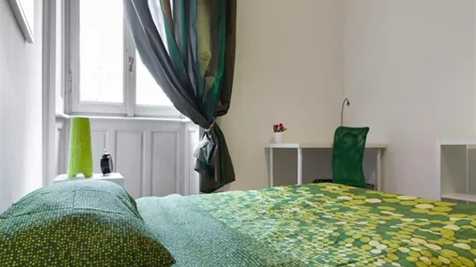 Rooms in Milano Zona 8 - Fiera, Gallaratese, Quarto Oggiaro - photo 2