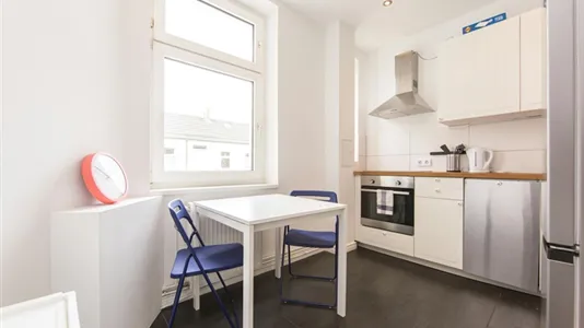 Rooms in Berlin Friedrichshain-Kreuzberg - photo 9