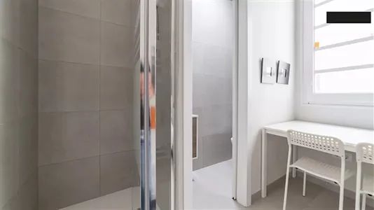 Rooms in Valencia L'Eixample - photo 5