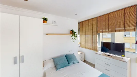 Rooms in Jerez de la Frontera - photo 1