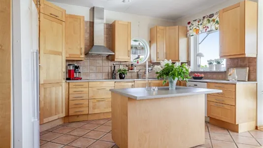 Houses in Halmstad - photo 5