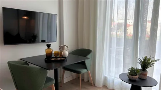 Apartments in El Encinar de los Reyes - photo 9