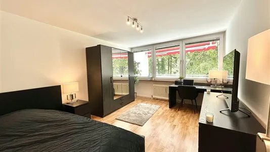 Rooms in Munich Berg am Laim - photo 2