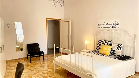 Rooms in Florence - photo 5