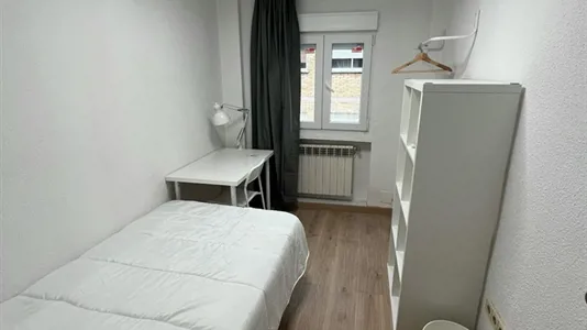 Rooms in Adaro - photo 1