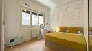 Room for rent, Barcelona Ciutat Vella, Barcelona, &lt;span class=&quot;blurred street&quot; onclick=&quot;ProcessAdRequest(8012663)&quot;&gt;&lt;span class=&quot;hint&quot;&gt;See streetname&lt;/span&gt;[xxxxxxxxxxxxx]&lt;/span&gt;