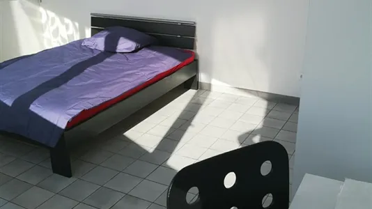 Rooms in Saint-Julien-en-Genevois - photo 4