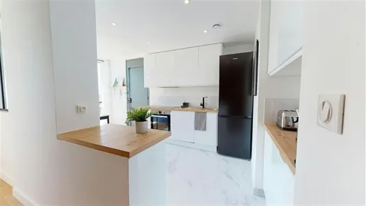 Rooms in Lyon - photo 6