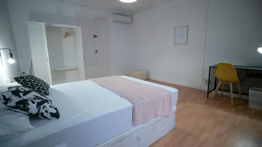Rooms in Valencia Ciutat Vella - photo 4