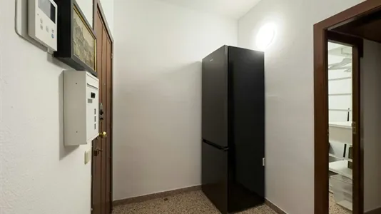 Rooms in Barcelona Sant Martí - photo 10