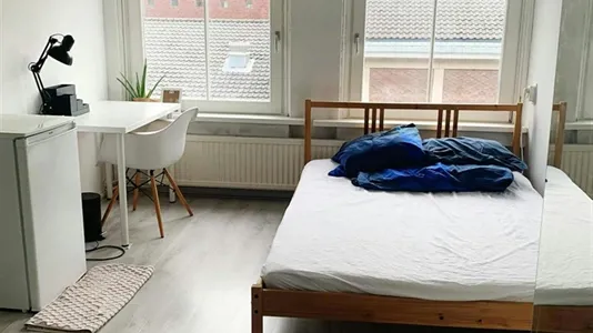 Rooms in Location is not specified - photo 1