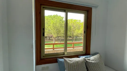 Rooms in Mislata - photo 3