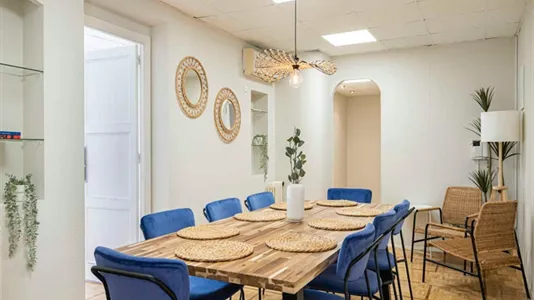 Rooms in Madrid Chamartín - photo 10