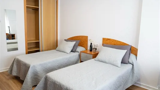 Rooms in Burjassot - photo 3