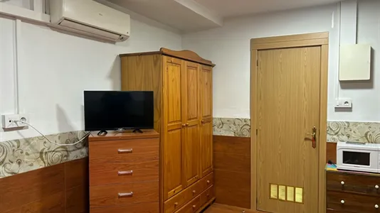 Apartments in L'Hospitalet de Llobregat - photo 2