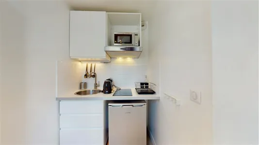 Rooms in Fontainebleau - photo 10