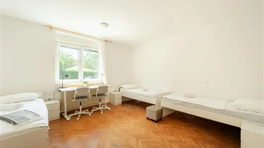 Rooms in Besnica - photo 5