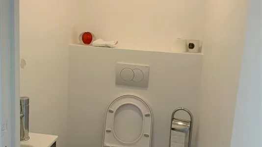 Apartments in Paris 15ème arrondissement - photo 7