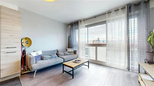 Rooms in Saint-Julien-en-Genevois - photo 8