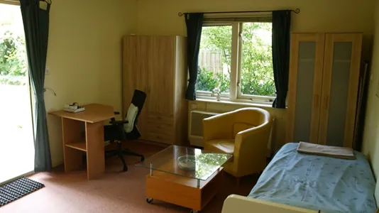 Houses in Wassenaar - photo 8