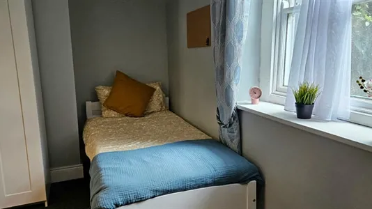 Rooms in Arbour Hill - photo 1