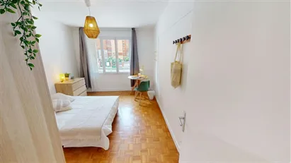 Room for rent in Paris 17ème arrondissement, Paris