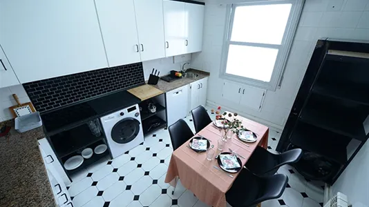 Rooms in Bilbao - photo 9