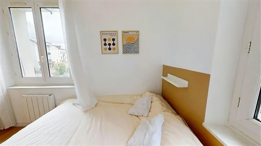 Rooms in Saint-Julien-en-Genevois - photo 3