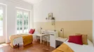 Room for rent, Lisbon (region), &lt;span class=&quot;blurred street&quot; onclick=&quot;ProcessAdRequest(13612353)&quot;&gt;&lt;span class=&quot;hint&quot;&gt;See streetname&lt;/span&gt;[xxxxxxxxxxxxx]&lt;/span&gt;