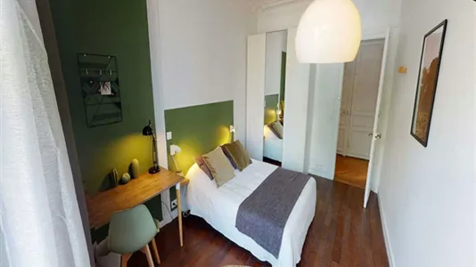Rooms in Paris 8ème arrondissement - photo 1