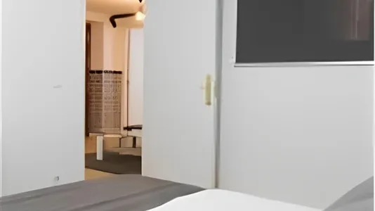 Apartments in Madrid Centro - photo 8