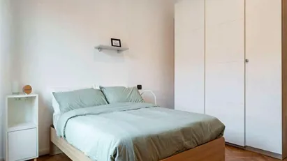 Room for rent in Milano Zona 9 - Porta Garibaldi, Niguarda, Milan