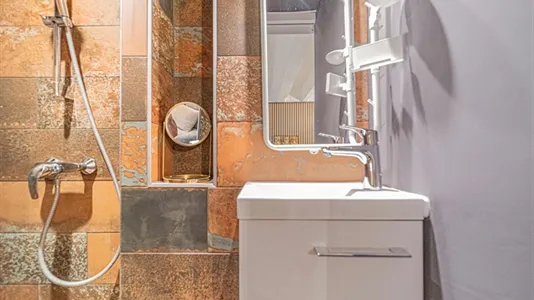 Apartments in Lyon - photo 7