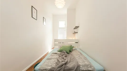 Rooms in Berlin Charlottenburg-Wilmersdorf - photo 2