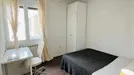 Room for rent, Madrid Chamberí, Madrid, &lt;span class=&quot;blurred street&quot; onclick=&quot;ProcessAdRequest(12071185)&quot;&gt;&lt;span class=&quot;hint&quot;&gt;See streetname&lt;/span&gt;[xxxxxxxxxxxxx]&lt;/span&gt;