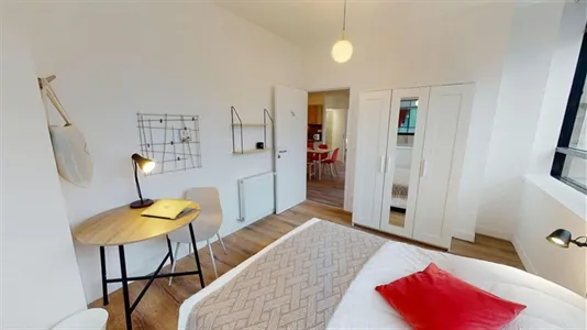 Rooms in Nanterre - photo 2