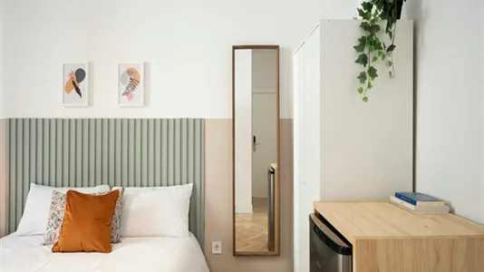 Rooms in Madrid Centro - photo 1