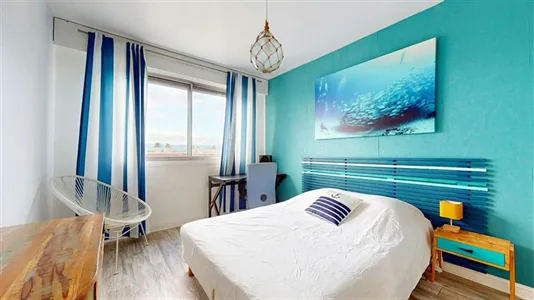Rooms in Saint-Julien-en-Genevois - photo 3