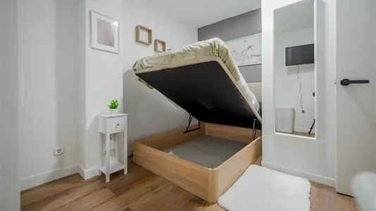 Rooms in Madrid Retiro - photo 4