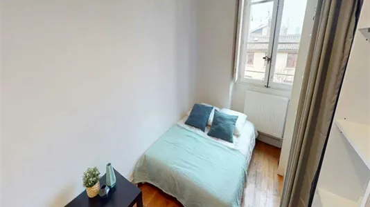 Rooms in Lyon - photo 4