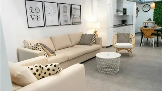 Apartments in Alfarería - photo 2