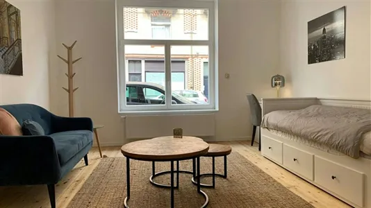Rooms in Brussels Etterbeek - photo 1