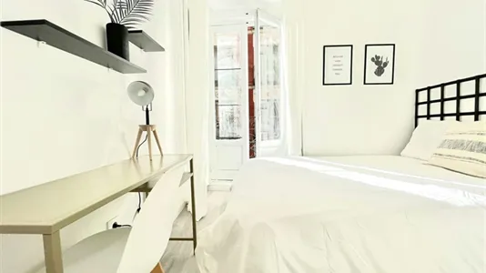 Rooms in Madrid Centro - photo 4